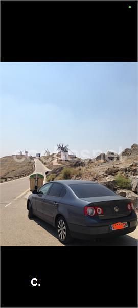 Gris / plata Usado 2009 VW Passat Edition Berlina | 5800 € (Precio justo) - Imagen 1/3