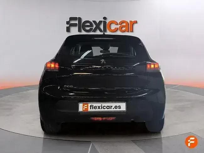 Usado Peugeot 208 Active 100 CV (73 kW) 2023 Negro Utilitario