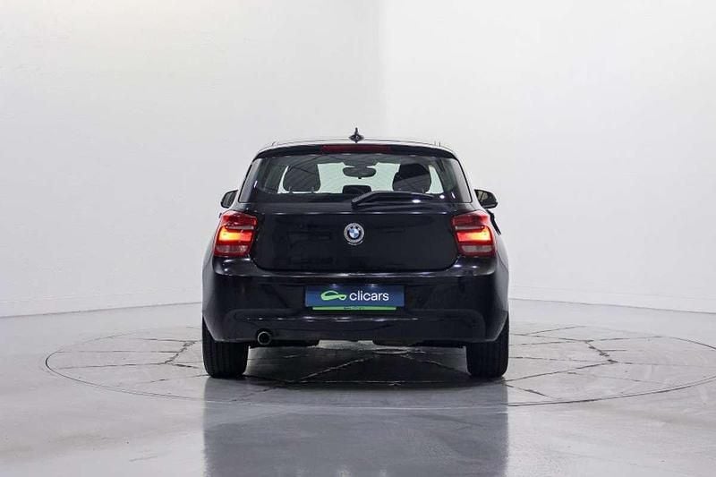 Usado BMW 116 116 CV (85 kW) 2013 Negro Utilitario