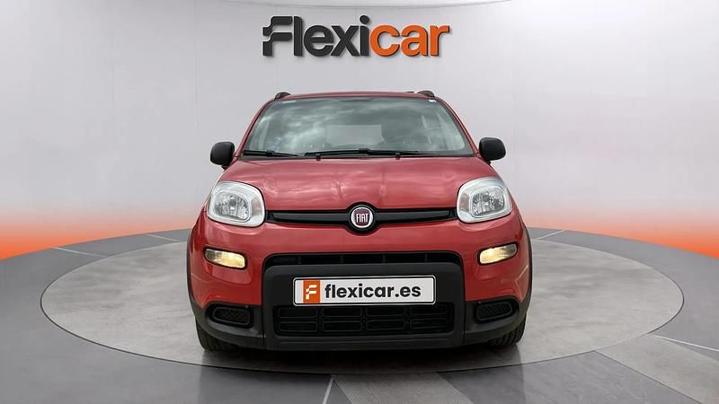 Usado Fiat Panda 71 CV (52 kW) 2022 Rojo Utilitario