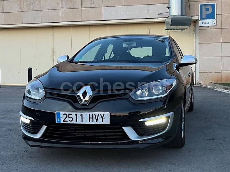 Negro Usado 2014 Renault Mégane GT Line GT Berlina | 6800 € (Buen precio) - Imagen 1/4