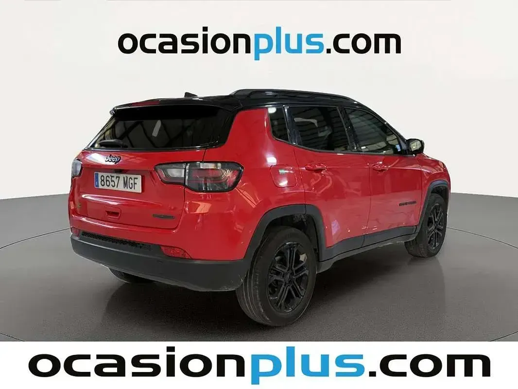 Käytetty Jeep Compass Night Eagle 130 HP (95 kW) 2023 Punainen Katumaasturi