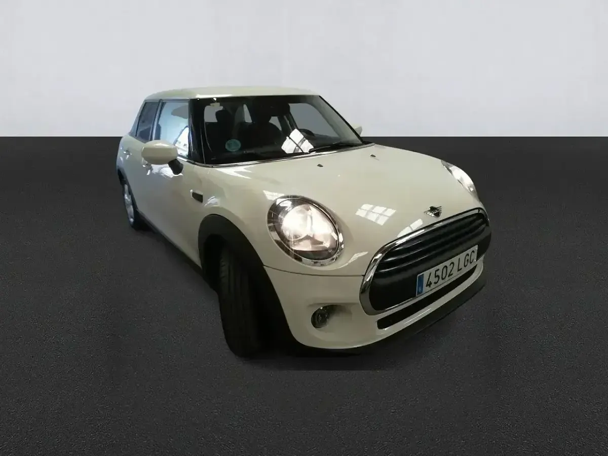 Usado Mini ONE 102 CV (75 kW) 2020 Blanco Utilitario