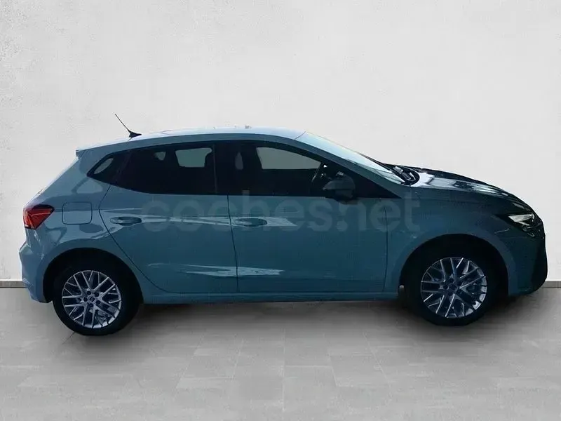 Nuevo Seat Ibiza Style 115 CV (84 kW) 2026 Verde Utilitario