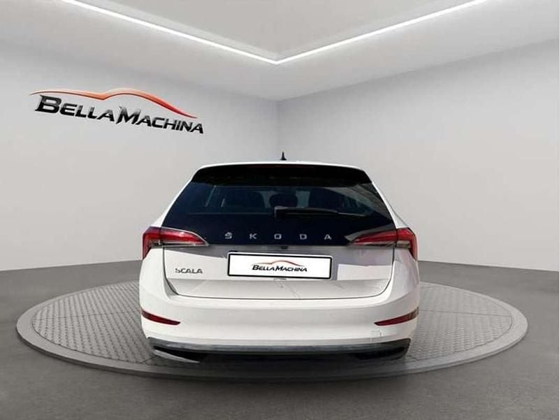 Usado Skoda Scala Ambition 116 HP (85 kW) 2020 Branco Citadino