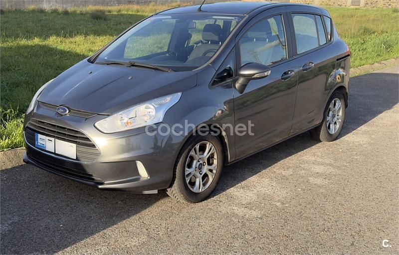 Usado Ford B-MAX Titanium 105 CV (77 kW) 2017 Gris / plata Monovolumen