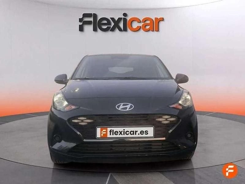Usado Hyundai i10 67 CV (49 kW) 2024 Verde Utilitario