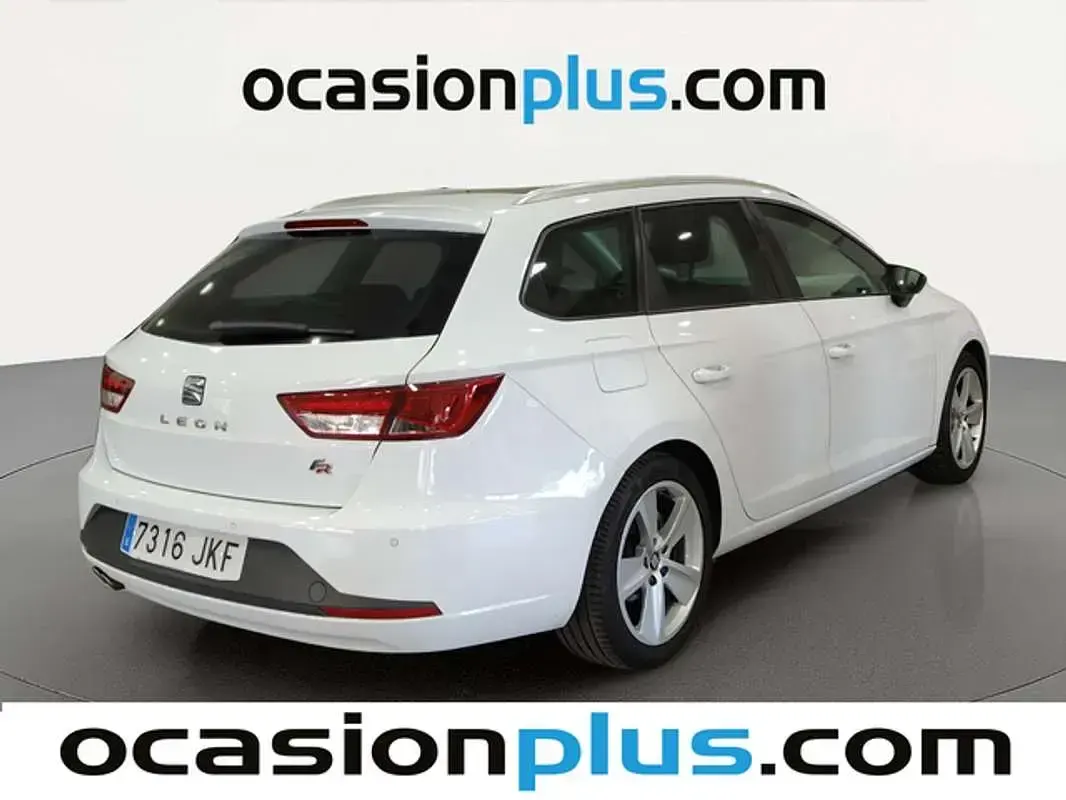 Usado Seat Leon ST FR 150 CV (110 kW) 2015 Blanco Familiar