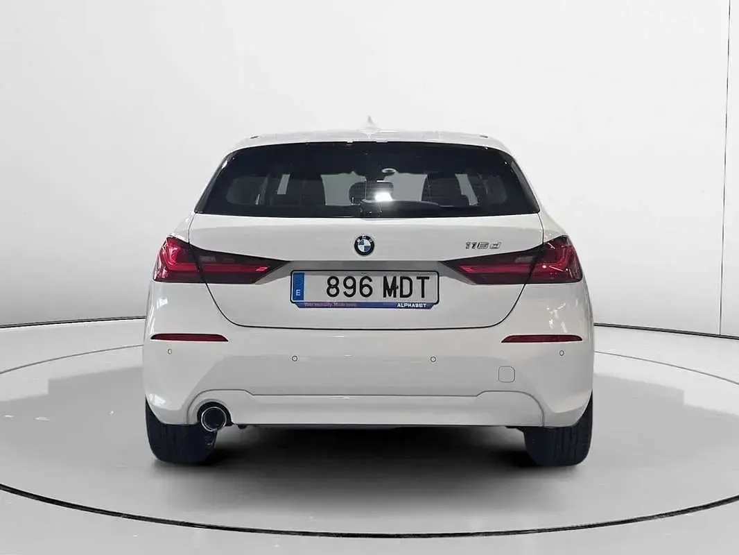 Usado BMW 116 Comfort Edition 116 CV (85 kW) 2023 Blanco Utilitario