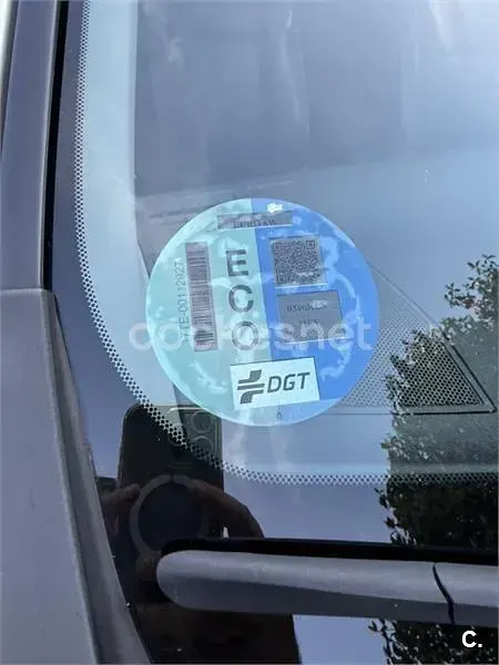 Käytetty Toyota RAV4 Hybrid Executive 197 HP (144 kW) 2018 Valkoinen Katumaasturi