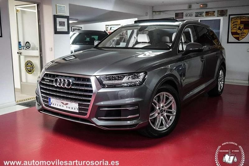 Gris / plata Usado 2016 Audi Q7 Sport SUV | 32.000 € (Precio justo) - Imagen 1/4