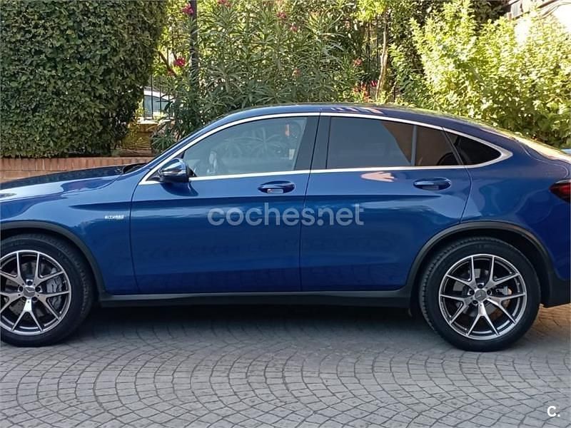 Usado Mercedes GLC43 AMG 390 CV (286 kW) 2021 Azul Coupe