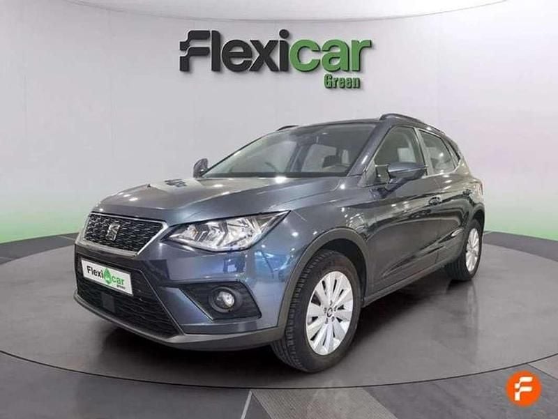 Usado Seat Arona Style 116 CV (85 kW) 2019 Azul SUV