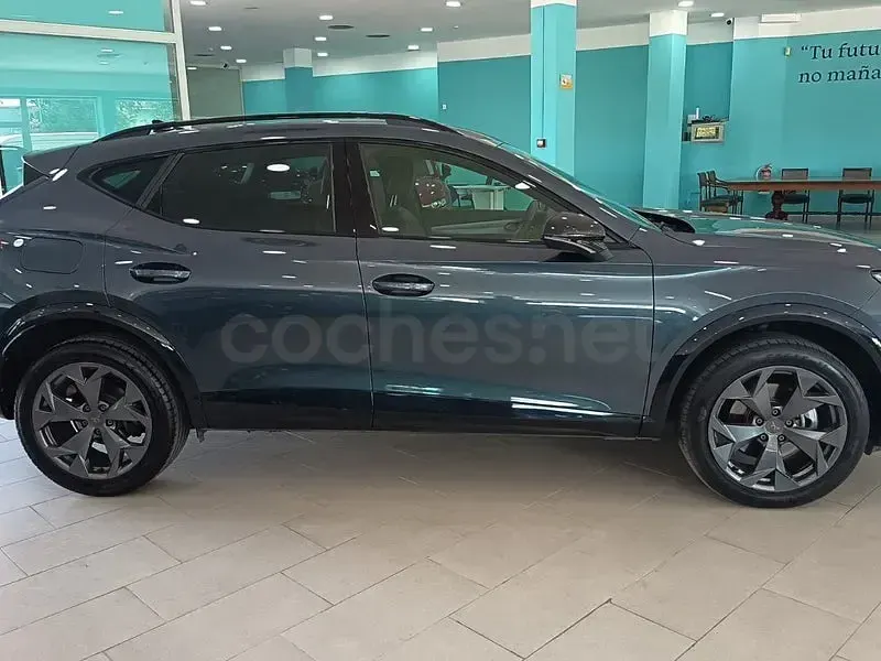 Usado Cupra Formentor 150 CV (110 kW) 2025 Gris / plata SUV