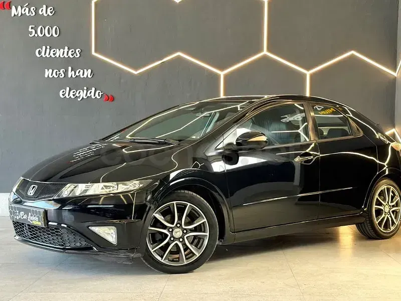 Usado Honda Civic Executive 140 CV (102 kW) 2012 Negro Berlina
