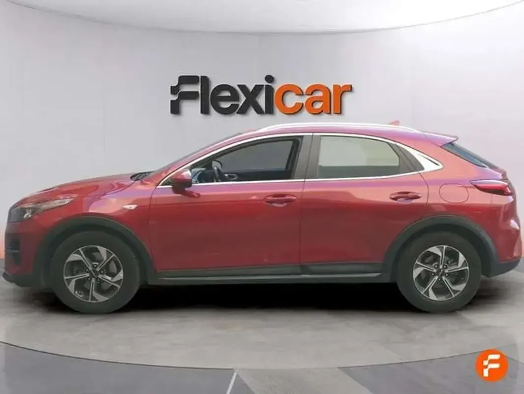 Usado Kia XCeed 120 CV (88 kW) 2022 Rojo SUV