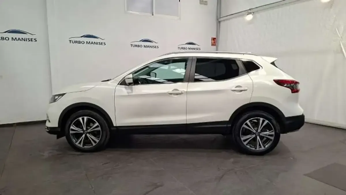 Begagnad Nissan Qashqai N-Connecta 116 HK (85 kW) 2018 Vit SUV