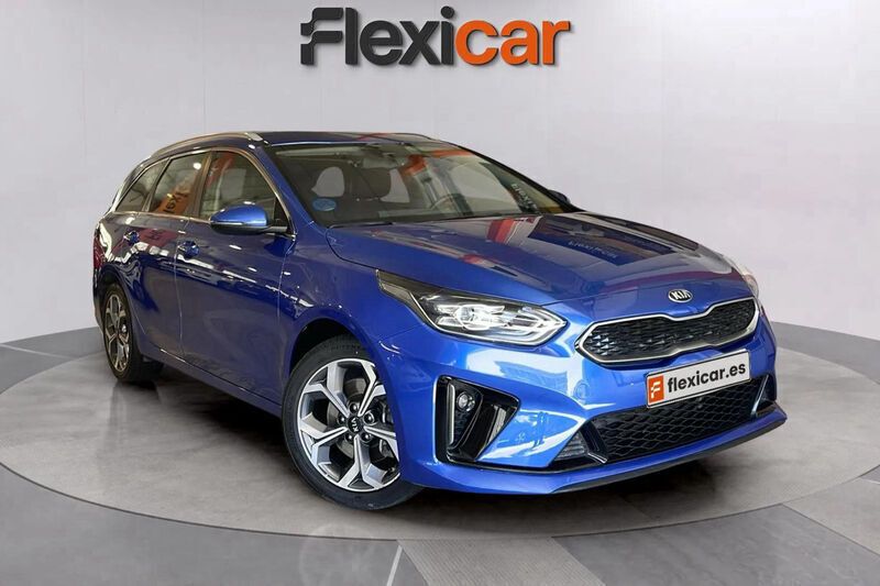 Azul Usado 2021 Kia Ceed GT-Line Familiar | 11.990 € (Super precio) - Imagen 1/4