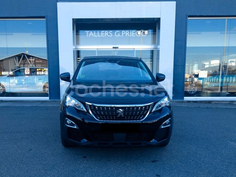Usado Peugeot 3008 Active 130 CV (95 kW) 2018 Negro SUV