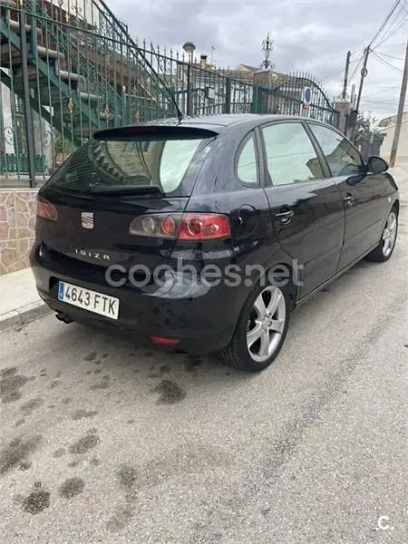 Usado Seat Ibiza Stylance 100 CV (73 kW) 2007 Negro Utilitario