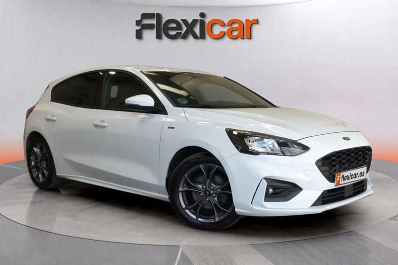 Blanco Usado 2021 Ford Focus ST-Line Berlina | 14.490 € (Precio justo) - Imagen 1/4