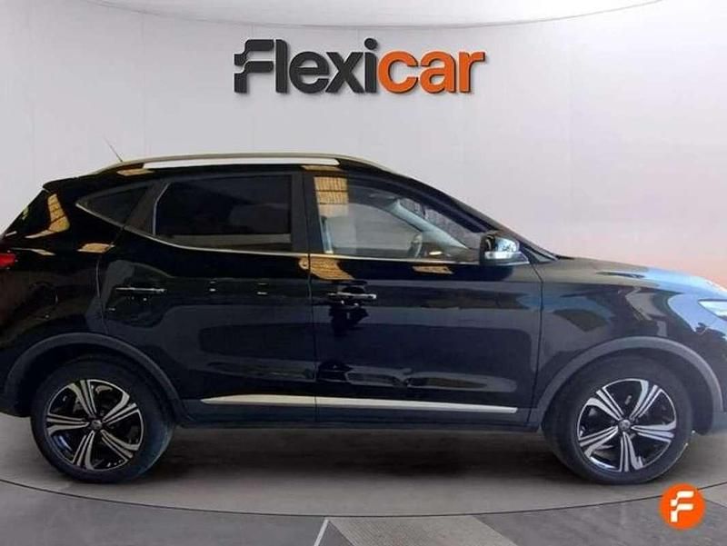 Usado MG ZS Comfort 106 CV (77 kW) 2023 Negro SUV