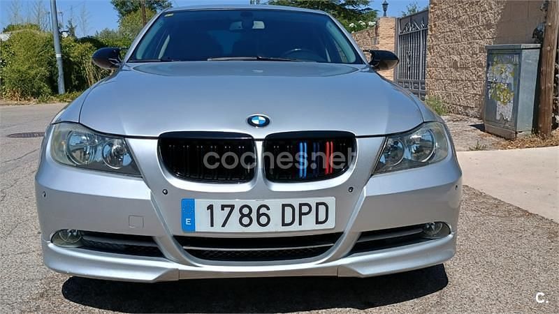 Gris / plata Usado 2005 BMW 325 Berlina | 8500 € (Caro) - Imagen 1/4