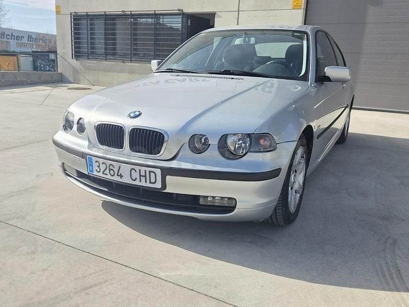 Usado BMW 318 143 CV (105 kW) 2003 Gris / plata Berlina