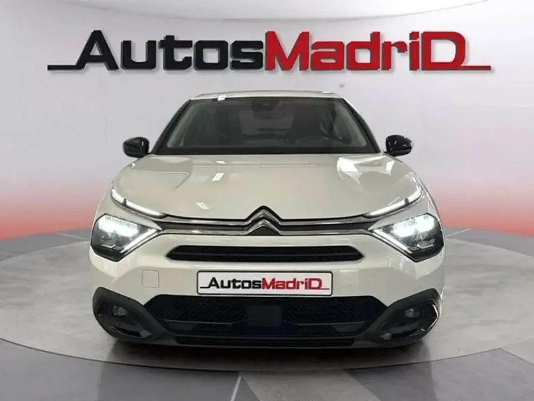 Usado Citroën C4 Feel 132 CV (97 kW) 2023 Blanco Berlina