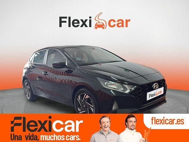 Negro Usado 2021 Hyundai i20 Berlina | 14.490 € (Precio justo) - Imagen 1/4