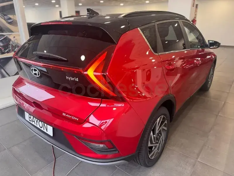 Nuevo Hyundai Bayon 100 CV (73 kW) 2026 Granate SUV