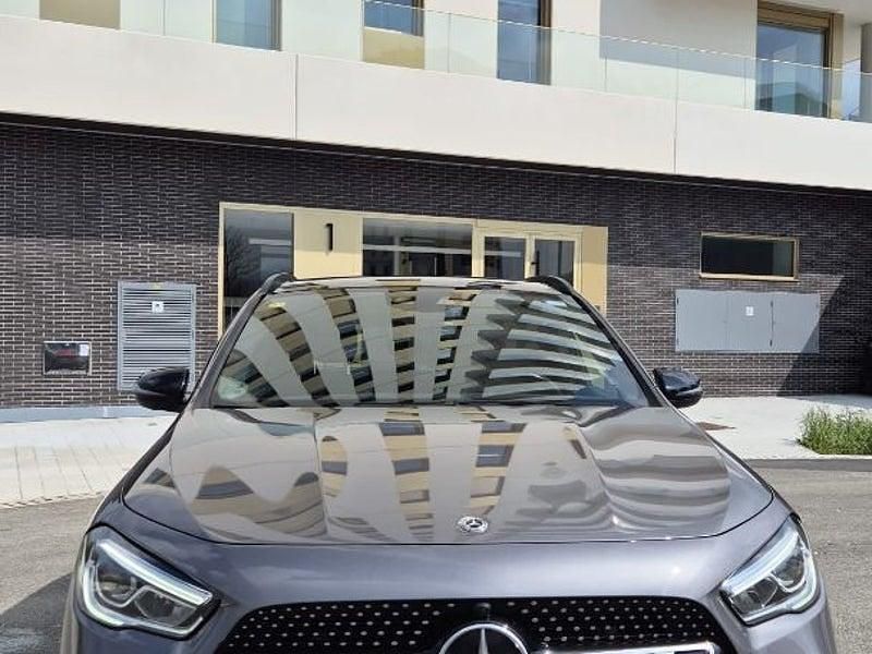 Usado Mercedes GLA200 150 CV (110 kW) 2020 Gris / plata SUV