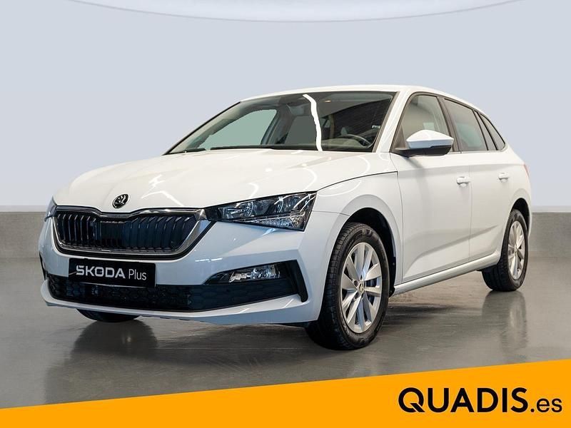 Blanco Usado 2023 Skoda 110 R Ambition Berlina | 20.900 € (Un poco caro) - Imagen 1/4