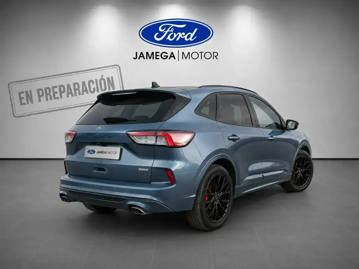 Usado Ford Kuga ST-Line X 225 CV (165 kW) 2023 Azul SUV