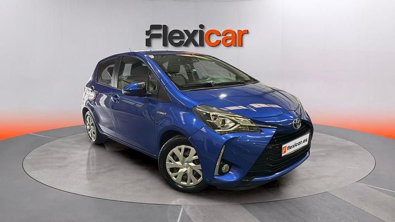 Begagnad Toyota Yaris Hybrid Business Edition 116 HK (85 kW) 2020 Sedan