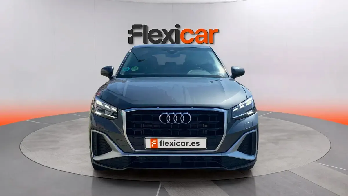 Usado Audi Q2 Premium 150 CV (110 kW) 2024 Gris SUV