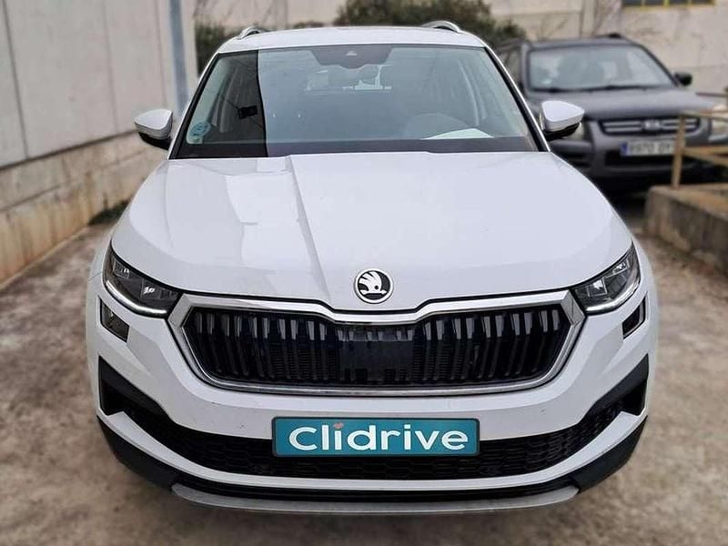 Usado Skoda Kodiaq Ambition 150 CV (110 kW) 2022 Blanco SUV