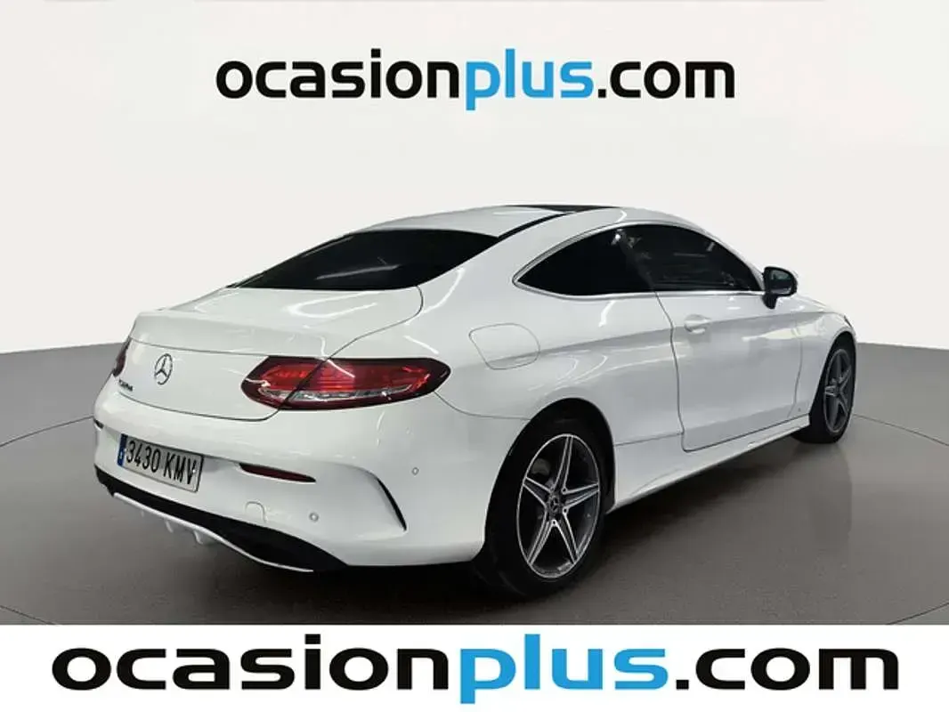Usado Mercedes C220 170 CV (125 kW) 2018 Blanco Coupe