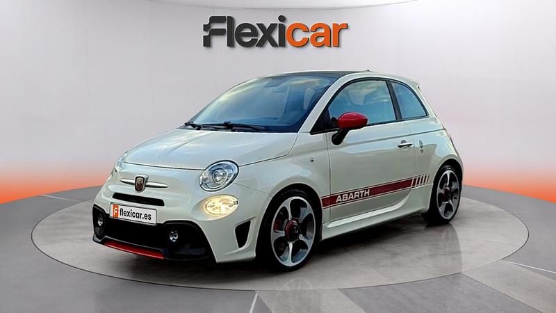 Usado Abarth 595 Turismo 165 CV (121 kW) 2019 Blanco Utilitario