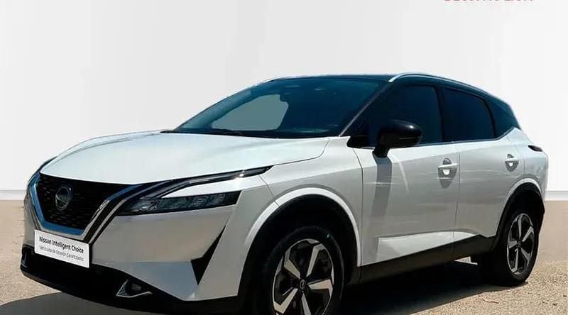 Bitono (blanco y negro) negra Usado 2022 Nissan Qashqai N-Connecta SUV | 27.900 € (Un poco caro) - Imagen 1/4