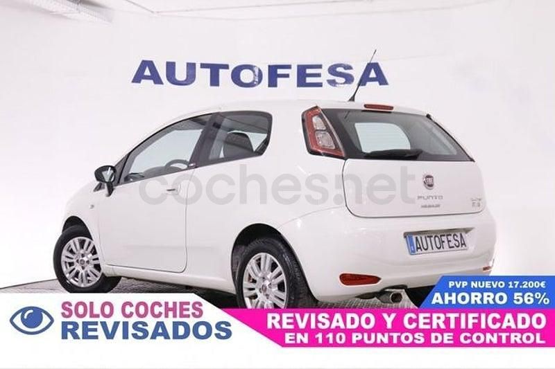 Usado Fiat Punto 85 CV (62 kW) 2014 Blanco Utilitario