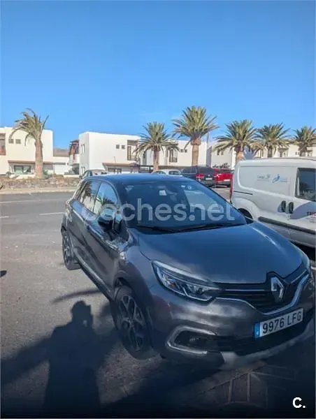 Begagnad Renault Captur Version S 150 HK (110 kW) 2020 Grå SUV