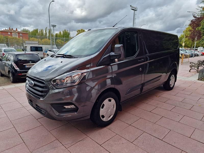 Gris Usado 2020 Ford Transit Custom Trend Van | 19.900 € (Caro) - Imagen 1/4