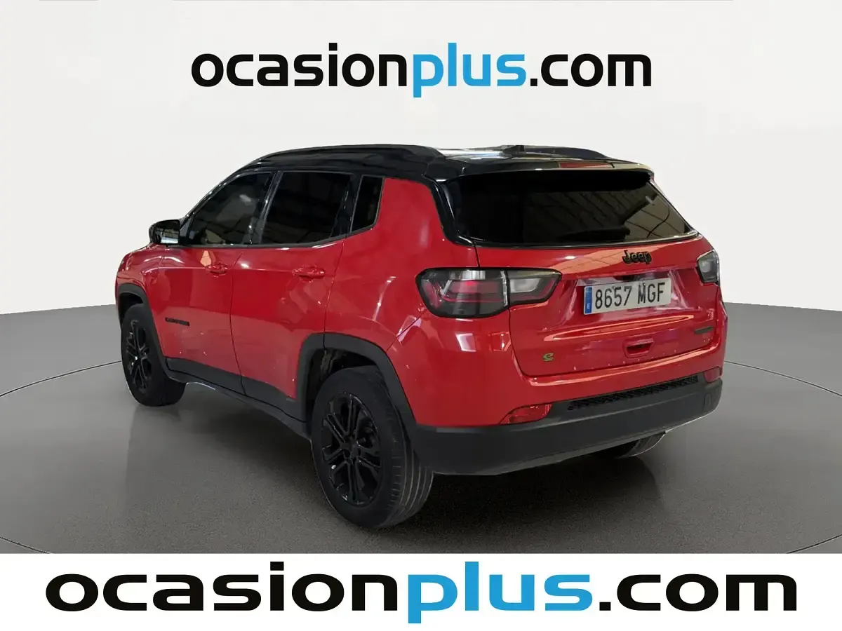 Usado Jeep Compass Night Eagle 130 CV (95 kW) 2023 Rojo SUV