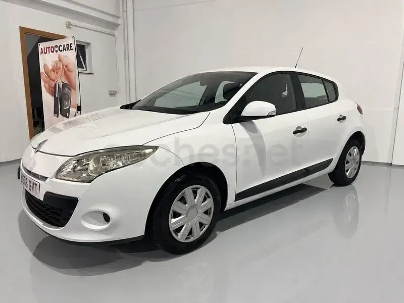 Usado Renault Mégane Authentique 85 CV (62 kW) 2010 Blanco Berlina
