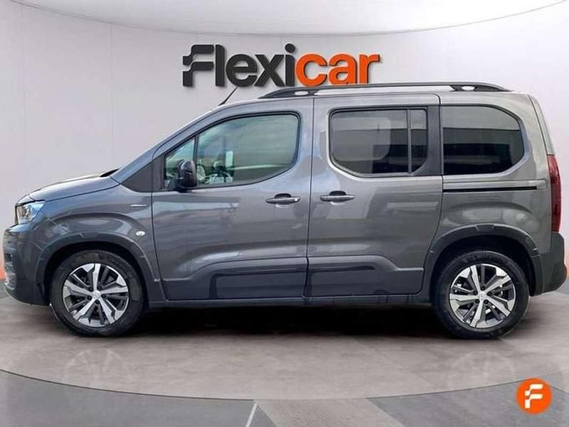 Usado Peugeot Rifter GT-line 131 CV (96 kW) 2020 Gris Monovolumen