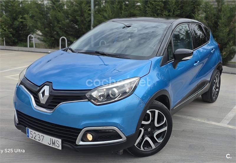 Usado Renault Captur Zen 90 CV (66 kW) 2016 Azul SUV