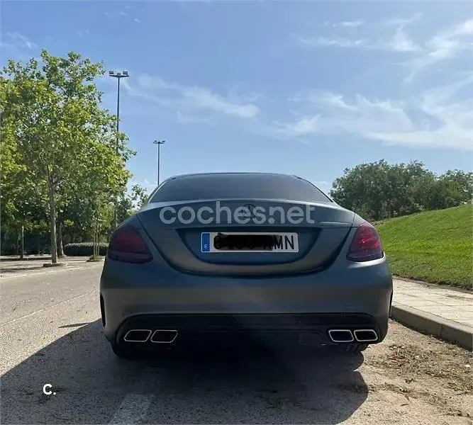 Usado Mercedes C220 170 CV (125 kW) 2018 Gris / plata Berlina