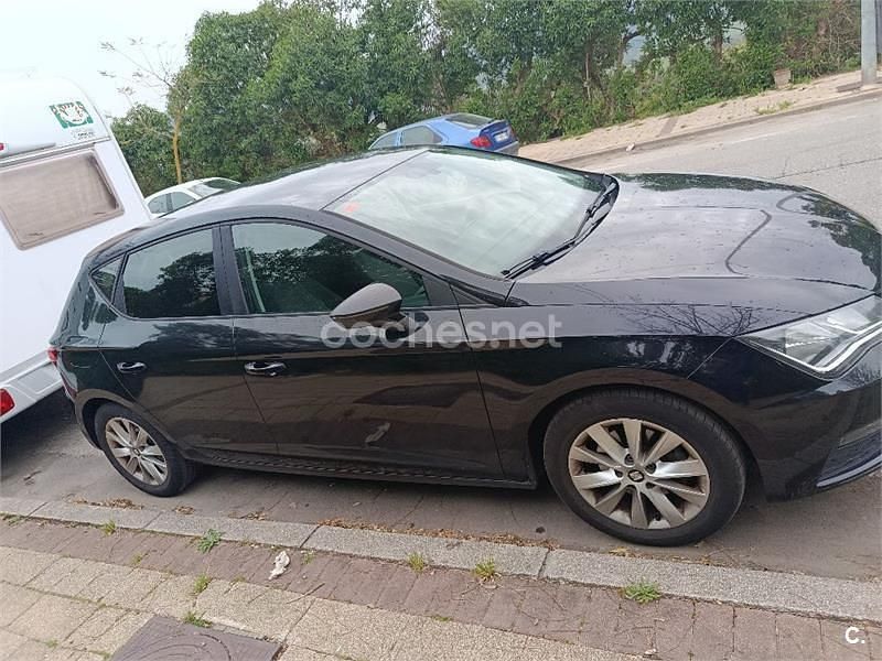 Begagnad Seat Leon Style Plus 115 HK (84 kW) 2017 Svart Sedan