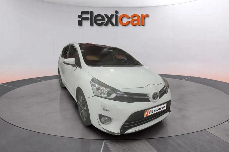 Blanco Usado 2016 Toyota Verso Advance Monovolumen | 11.690 € (Super precio) - Imagen 1/4